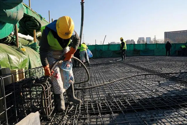 混凝土私自加水危害有多大？如何控制混凝土二次加水现象？